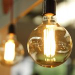 La différence entre les lampes à incandescence et les halogènes